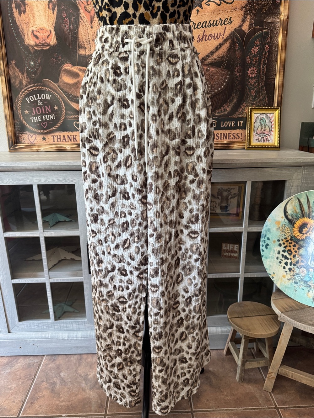 NWT DAVI & DANI Leopard Print Wide-Leg Women’s Pants - Size 1XL